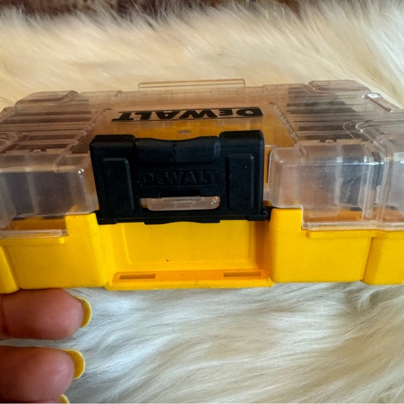 Dewalt Multi Surface Accessory Storage Case Yellow 6 in x 3.5 in - Picture 3 of 8